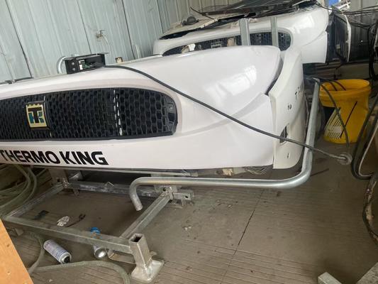 Б/у установка T-1000M THERMO KING, б/у установка T1000M thermo king, хорошее состояние, произведена примерно в 2011-2019 годах